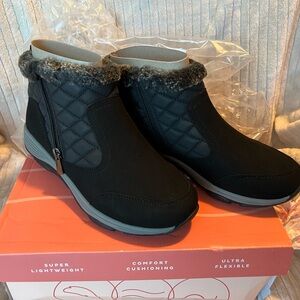 Easy Spirit Black Quilted Winter Boots